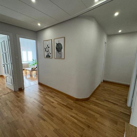 Rioja Centro Ayuntamiento By Apartamentos 로그로노 외부 사진